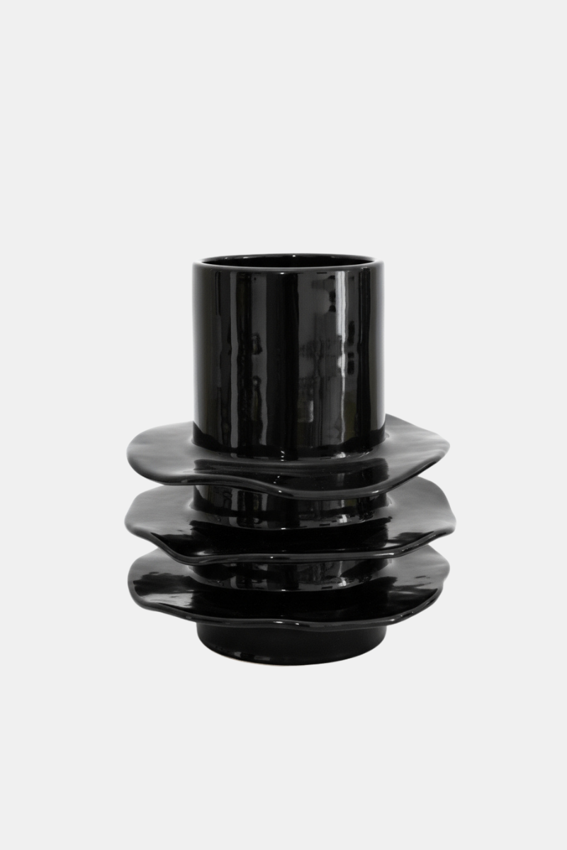 Rafflesia Vase Black