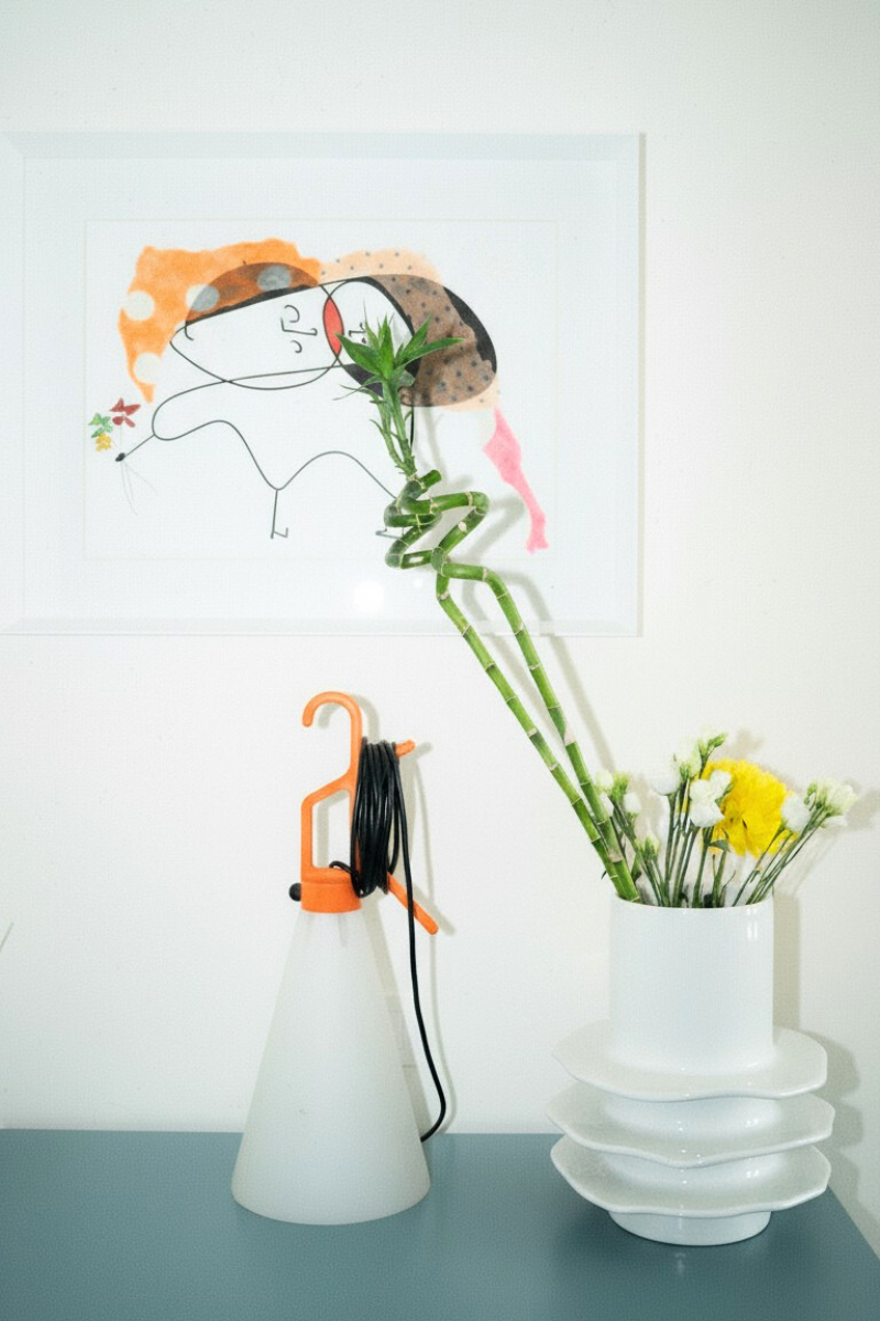 Rafflesia Vase White